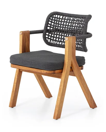 Liri Outdoor Chair