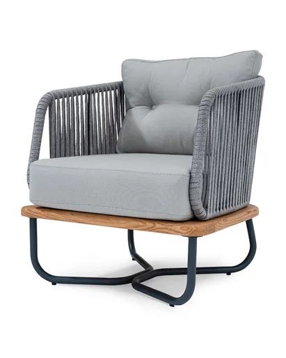 Mythra Outdoor Lounge Chair